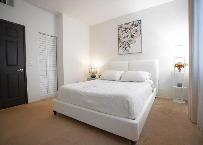 Universal Vibes 1 Bed Apt With Free Parking In Studio City