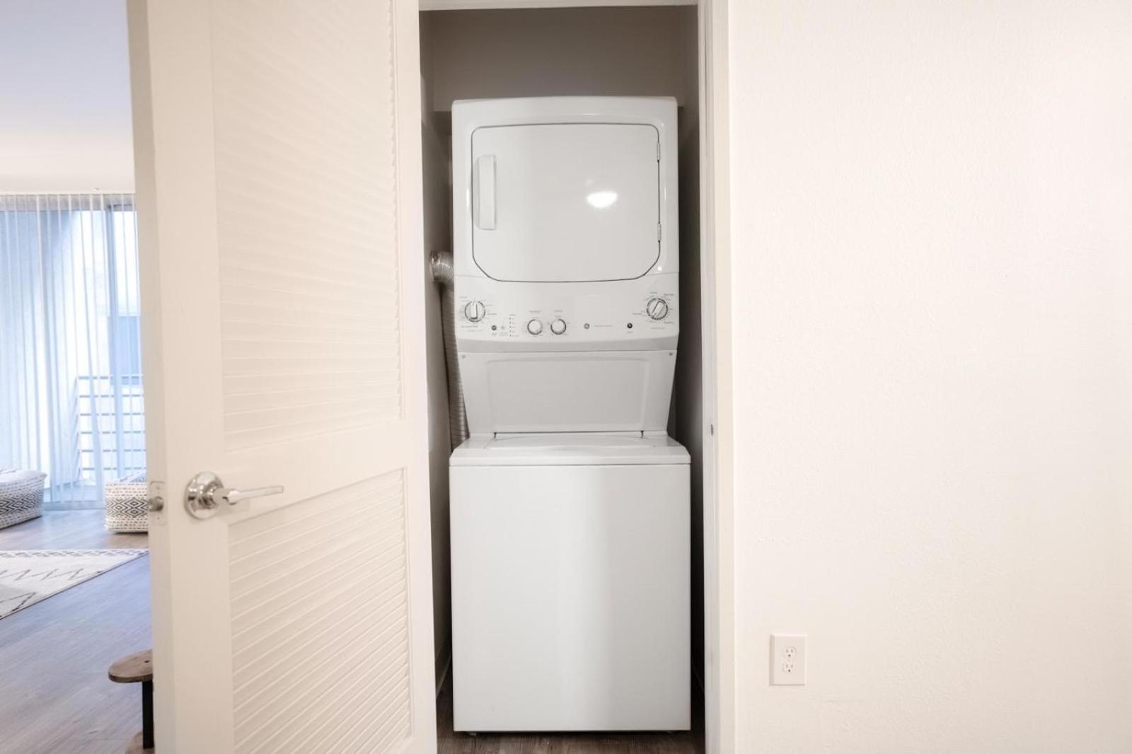 Apartment Universal Vibes 1 Bed With Free Parking In Los Angeles
